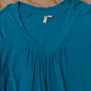 Old navy shirt